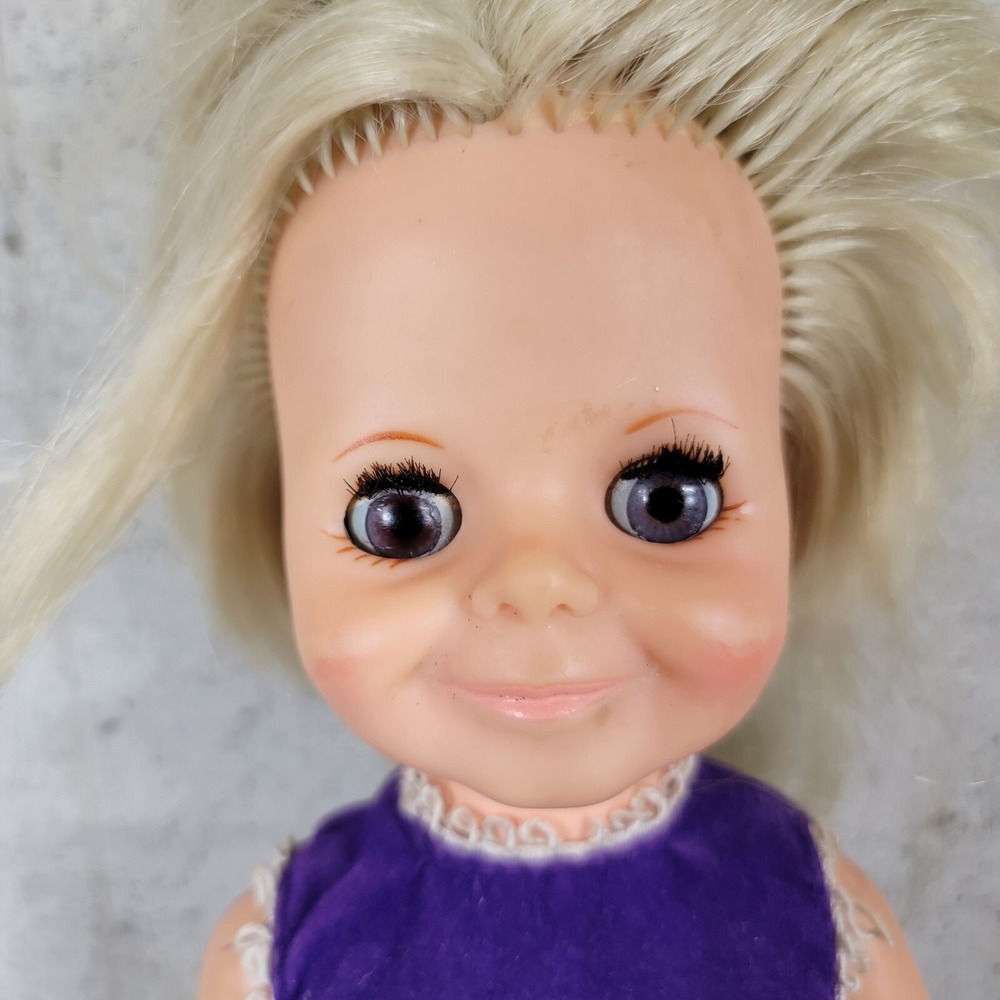 Vtg 1970s Ideal Crissy Family‎ Cousin Velvet With Original Dress Purple Damaged